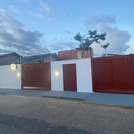 Container Lb Com Garagem Para Carros De Ate 4,5M Boa Vista  Ngoại thất bức ảnh